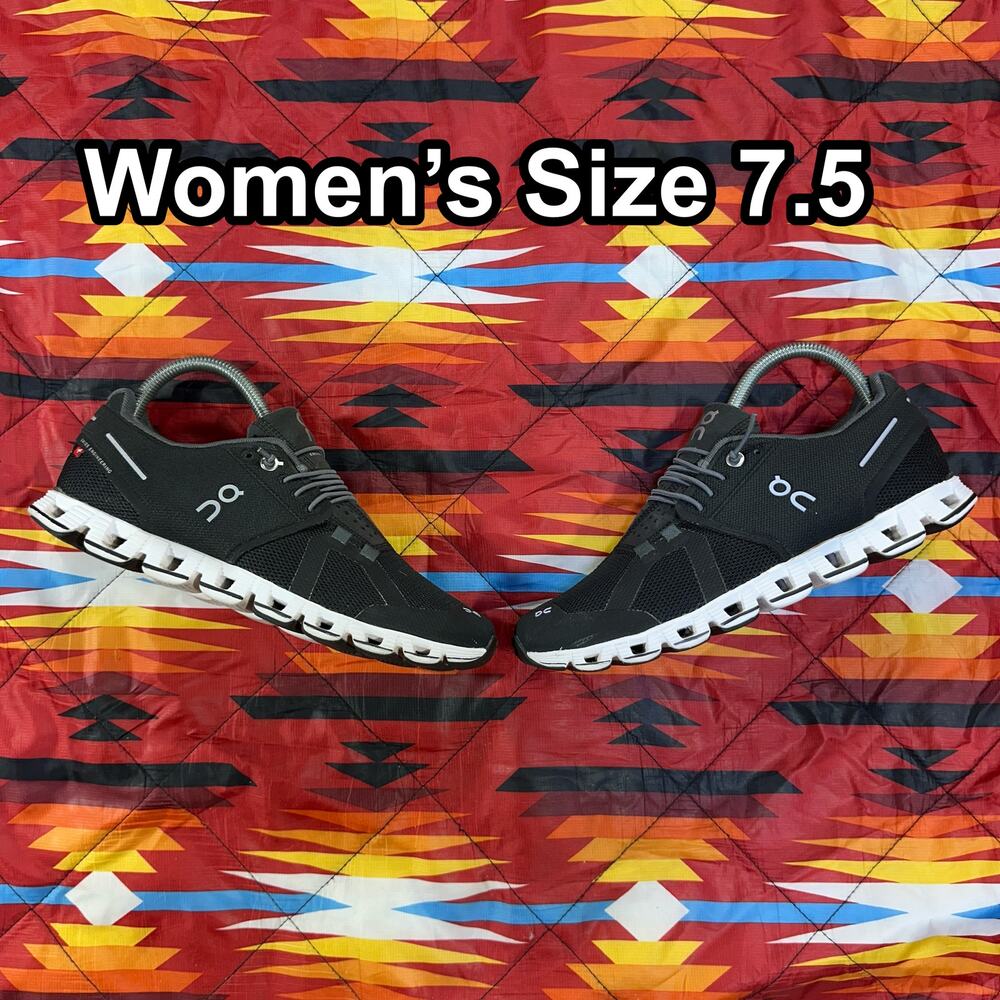 On Cloud 5 Black Running Shoes Women’s Size 7.5 FVN XI Gym